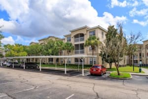 3051 GREYSTONE LOOP, KISSIMMEE, FL 34741 Sold 04/12/23