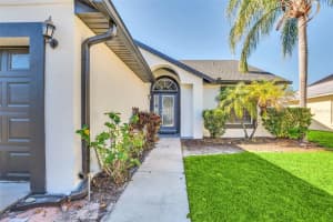 128 LAKE SHORE PARKWAY, DAVENPORT, FL 33896 Sold 04/27/23