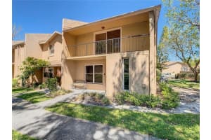897 Park Lake Cir, Maitland, FL 32751, Sold 04/28/23