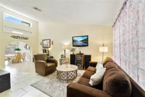 1216 PIN OAK DRIVE, APOPKA, FL 32703 Sold 06/16/23