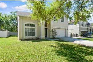 582 LISA KAREN CIRCLE, APOPKA, FL 32712 Sold 05/19/23