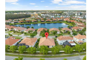 2760 Swoop Cir, Kissimmee, FL 34741, Sold 04/27/23