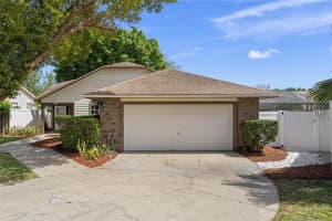 609 Somershire Orlando, FL 32835 Sold 05/09/23