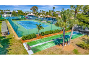 6300 Flotilla Dr, Holmes Beach, FL 34217, Sold 05/22/23