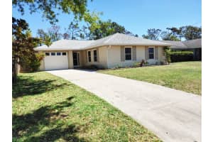 1052 Elaine St, Venice, FL 34285, Sold 04/17/23