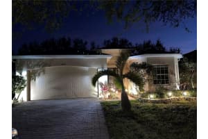3444 Gerber Daisy Ln, Oviedo, FL 32766, Sold 05/05/23