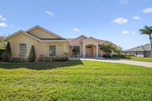 10610 Spring Lake Dr, Clermont, FL 34711, Sold 04/26/23