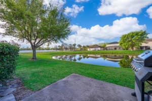 592 CRESTING OAK CIRCLE, ORLANDO, FL 32824 Sold 07/06/23