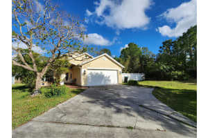 576 Tree Shore Dr, Orlando, FL 32825, Sold 05/09/23