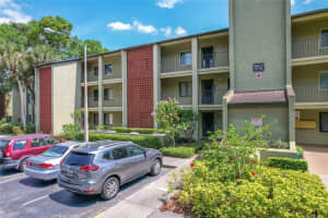 4 Escondido Cir, Altamonte Springs, FL 32701, Sold 04/28/23