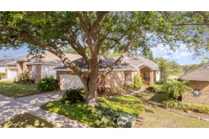 484 Arrowmount Pl, Lake Mary, FL 32746, Sold 05/16/23
