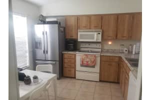 852 Oak Manor Cir, Orlando, FL 32825, Sold 04/28/23