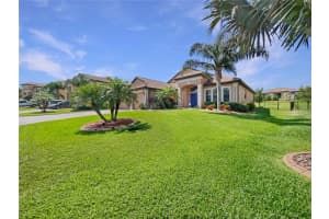 1950 VIA LAGO DRIVE, LAKELAND, FL 33810 Sold 04/20/23