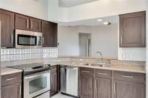 6954 DELLA DRIVE, ORLANDO, FL 32819 Sold 06/09/23