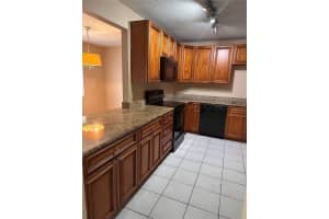 2401 Barley Club Ct #unit 2 Orlando, FL 32837 Sold 06/14/23