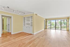 100 INTERLACHEN AVENUE, WINTER PARK, FL 32789 Sold 07/31/23