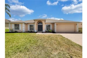 328 DOLCETTO DRIVE, DAVENPORT, FL 33897 Sold 10/06/23