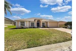 328 DOLCETTO DRIVE, DAVENPORT, FL 33897 Sold 10/06/23