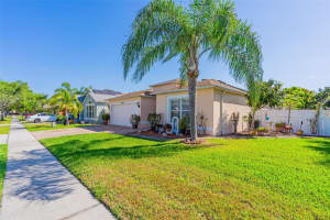 11434 CARABELEE CIRCLE, ORLANDO, FL 32825 Sold 06/12/23