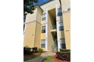 8809 Dunes Ct, Kissimmee, FL 34747, Sold 05/04/23