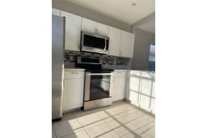 9652 Lupine Ave, Orlando, FL 32824, Sold 05/18/23