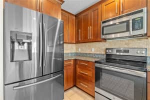 15249 HARROWGATE WAY, WINTER GARDEN, FL 34787 Sold 06/06/23