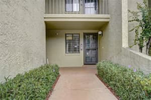 8 ESCONDIDO CIRCLE, ALTAMONTE SPRINGS, FL 32701 Sold 09/01/23