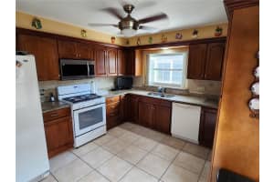 2613 Muscatello St, Orlando, FL 32837, Sold 05/03/23