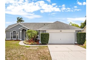 234 Thornbush Pkwy, Davenport, FL 33837, Sold 05/22/23