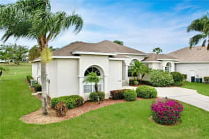 6702 HUNTINGTON HILLS BOULEVARD, LAKELAND, FL 33810 Sold 05/19/23
