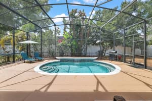 204 E Blue Water Edge Dr, Eustis, FL 32736, Sold 05/26/23