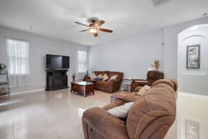 2850 CRIBBLE COURT, ORLANDO, FL 32825 Sold 07/07/23