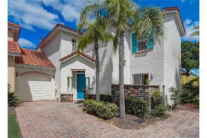 220 BRUNELLO DRIVE, DAVENPORT, FL 33897 Sold 06/14/23