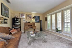 933 LARSON DRIVE, ALTAMONTE SPRINGS, FL 32714 Sold 06/23/23