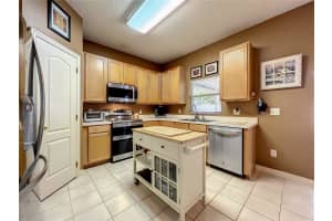 932 CHERRY VALLEY WAY, ORLANDO, FL 32828 Sold 06/30/23