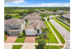 421 SEATTLE SLEW DRIVE, DAVENPORT, FL 33837 Sold 10/04/23