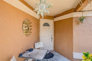 936 OCALA WOODS LANE, ORLANDO, FL 32824 Sold 06/30/23