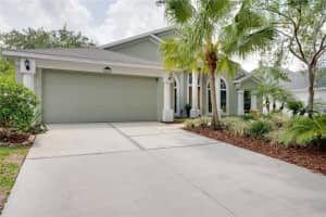 7812 SAINT ANDREWS CIRCLE, ORLANDO, FL 32835 Sold 05/26/23