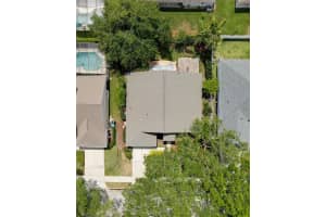 7812 SAINT ANDREWS CIRCLE, ORLANDO, FL 32835 Sold 05/26/23