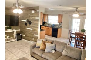 118 Hidden Lake Dr, Sanford, FL 32773, Sold 05/09/23