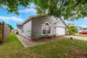 946 VISTA PALMA WAY, ORLANDO, FL 32825 Sold 05/17/23