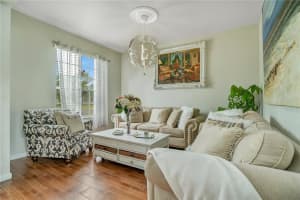 1090 CHATHAM BREAK STREET, ORLANDO, FL 32828 Sold 06/23/23
