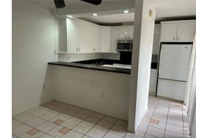 5260 MIDDLE COURT, ORLANDO, FL 32811 Sold 05/22/23