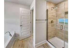 395 LAKE VISTA DRIVE, AUBURNDALE, FL 33823 Sold 09/27/23