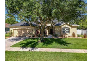 380 SUNCREST COURT, OVIEDO, FL 32765 Sold 05/22/23