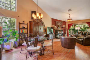 5658 ELIZABETH ROSE SQUARE, ORLANDO, FL 32810 Sold 07/12/23