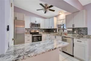 8400 MATTITUCK CIRCLE, ORLANDO, FL 32829 Sold 05/12/23
