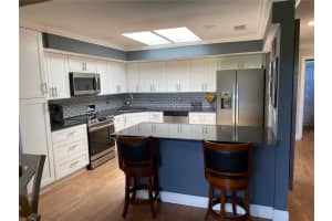 4011 CATALINA DRIVE, BRADENTON, FL 34210 Sold 01/26/24