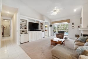 5202 HILLVIEW LANE, ORLANDO, FL 32819 Sold 05/15/23