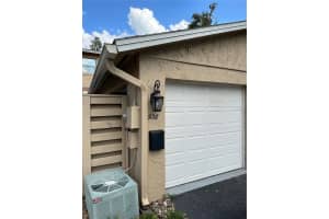 938 PARK LAKE CIRCLE, MAITLAND, FL 32751 Sold 07/27/23
